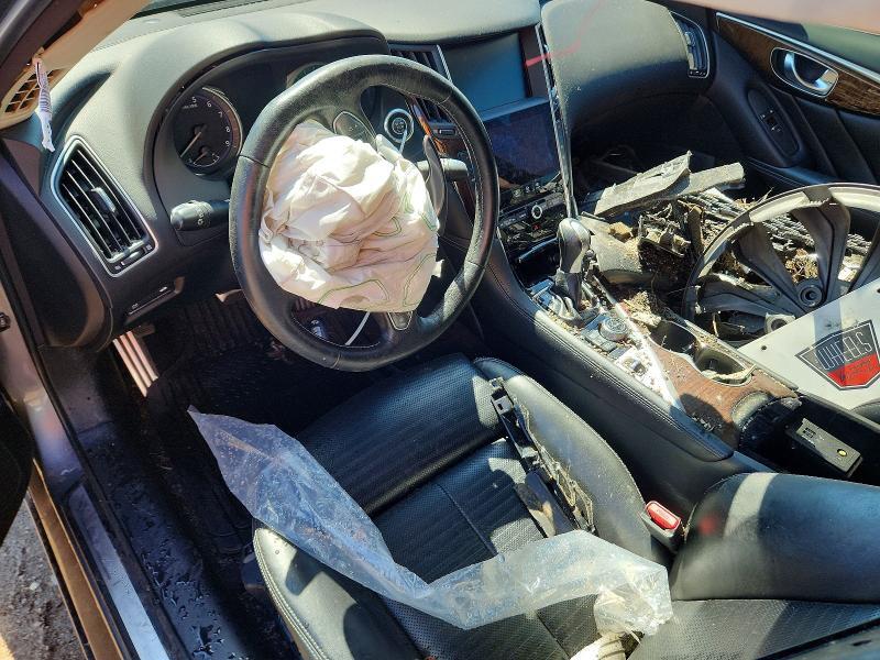 2016 INFINITI Q50 3.0T PREMIUM — Фото 8 из 12