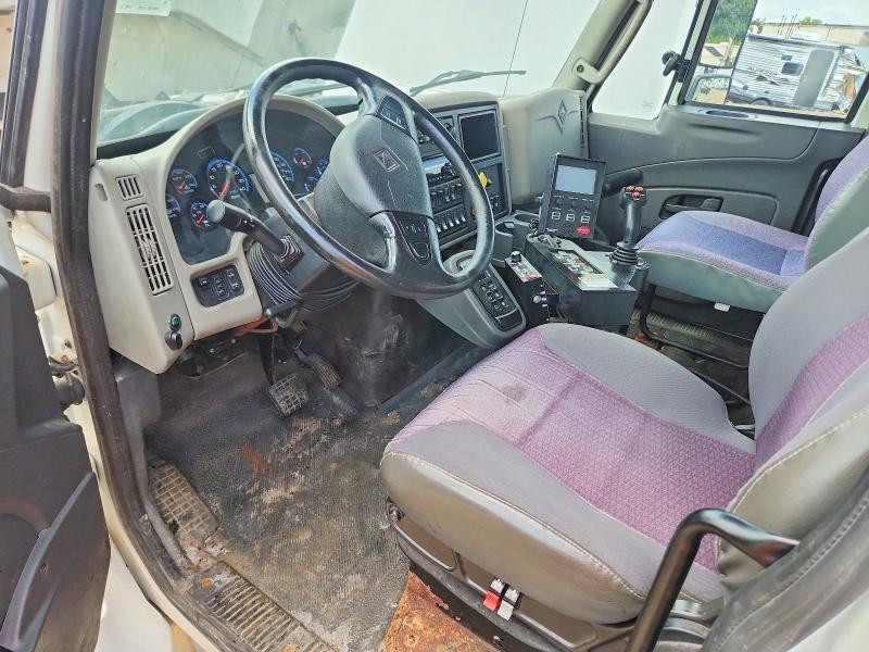 2016 INTERNATIONAL 7400 SPREADER TRUCK — Фото 8 из 13