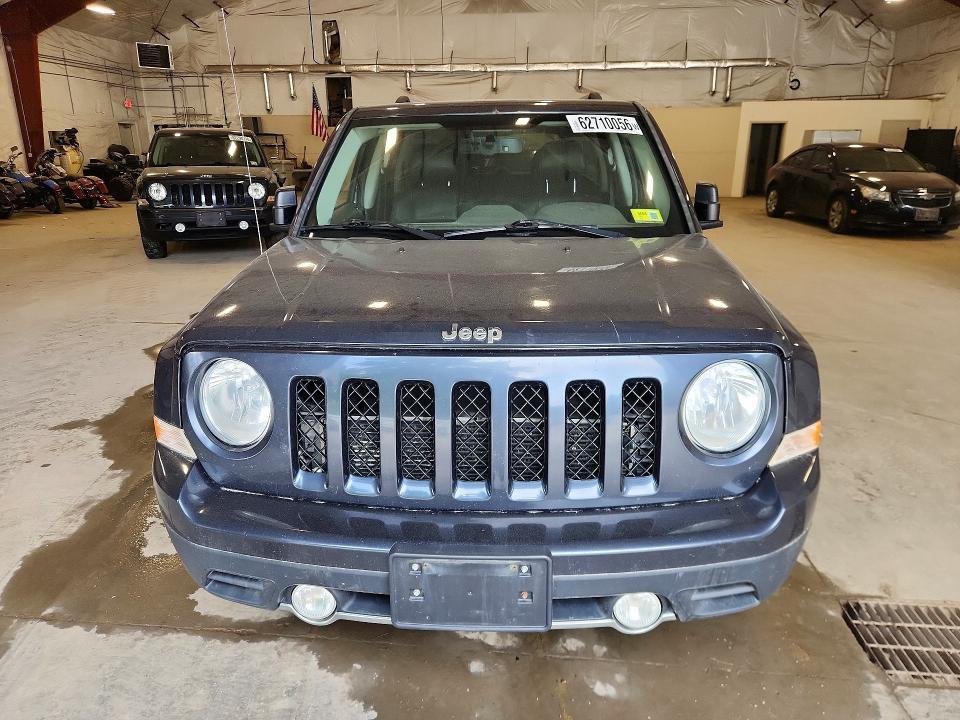 2016 JEEP PATRIOT LATITUDE — Фото 5 из 13