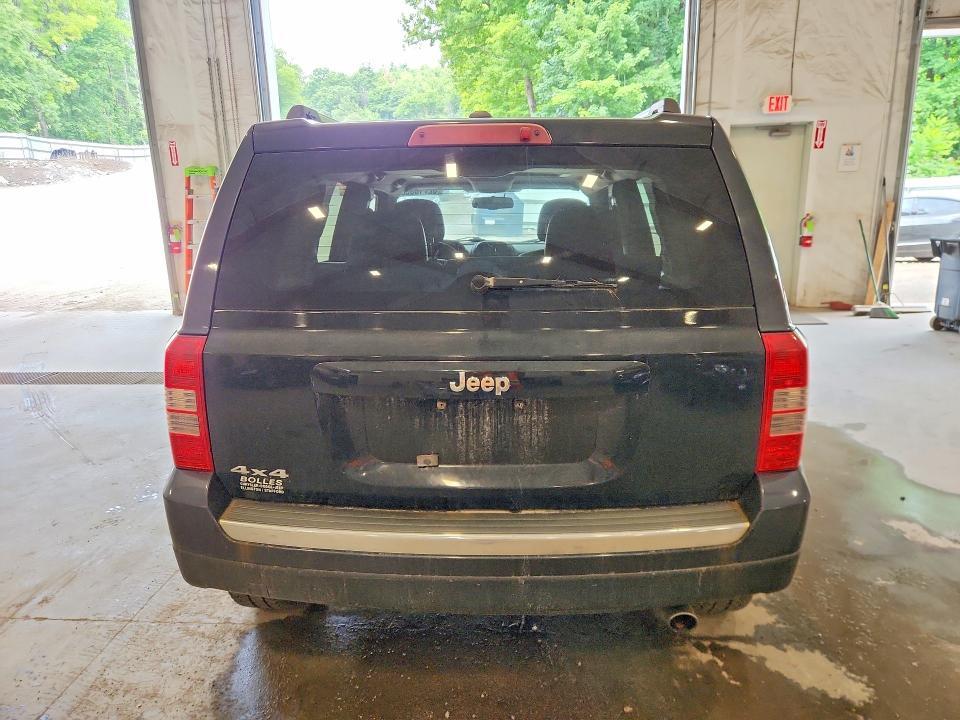 2016 JEEP PATRIOT LATITUDE — Фото 6 из 13