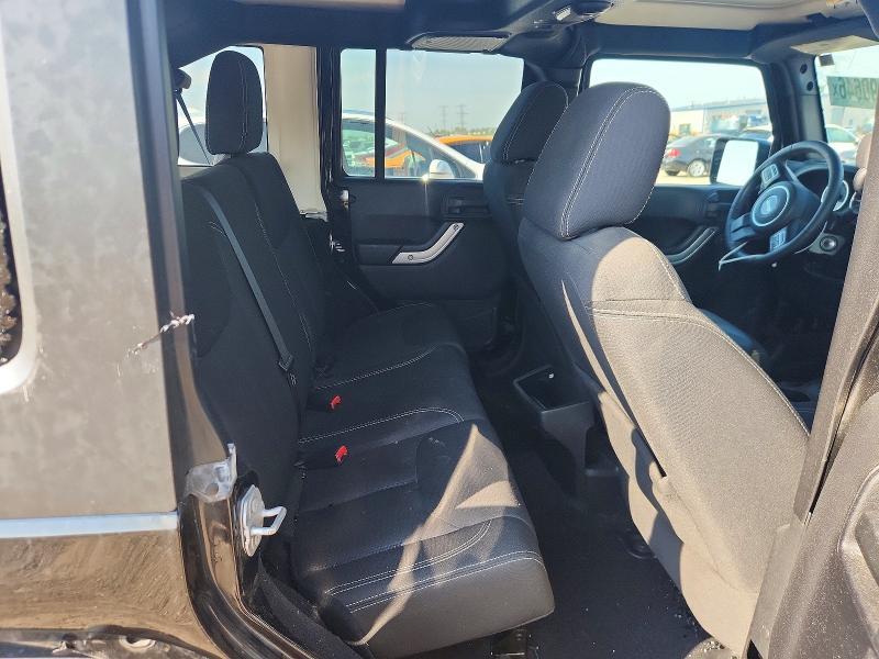 2016 JEEP WRANGLER UNLIMITED SAHARA — Фото 10 из 12