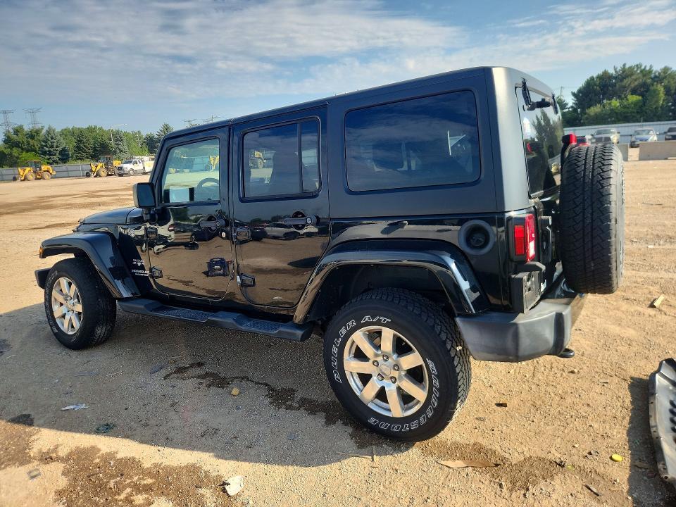 2016 JEEP WRANGLER UNLIMITED SAHARA — Фото 2 из 12