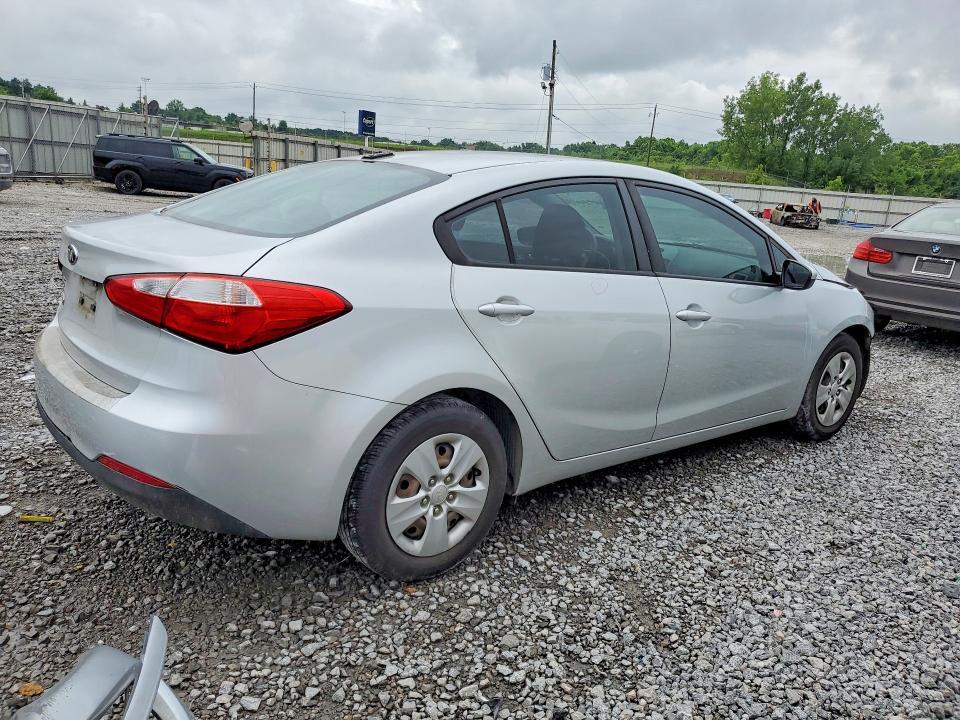 2016 KIA FORTE LX — Фото 3 из 12