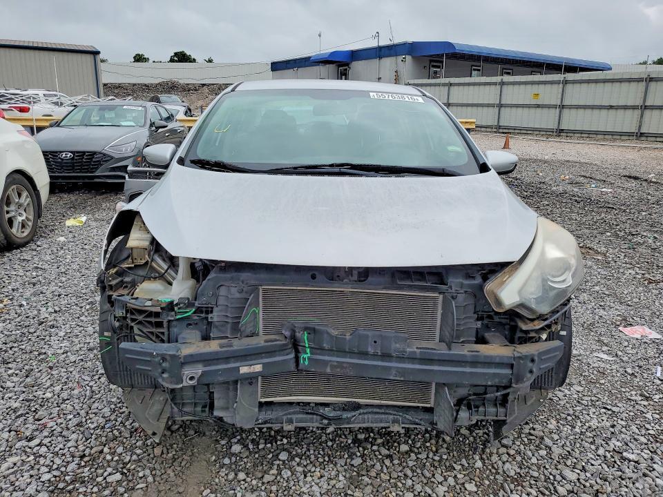 2016 KIA FORTE LX — Фото 5 из 12