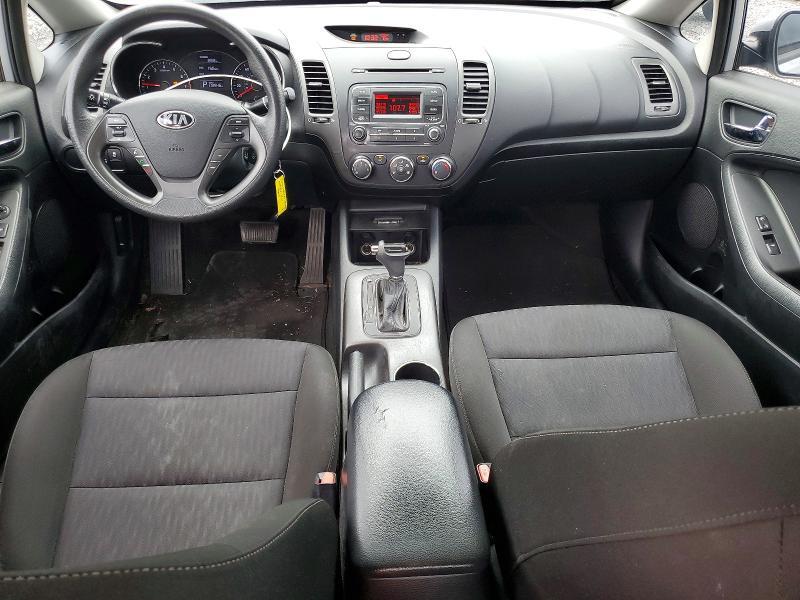 2016 KIA FORTE LX — Фото 8 из 12
