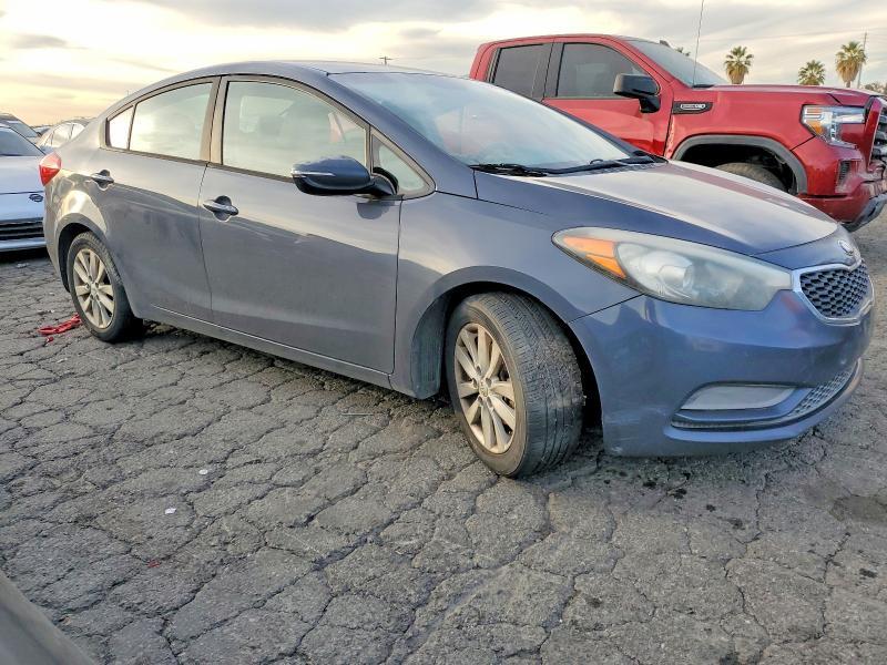 2016 KIA FORTE — Фото 4 из 12