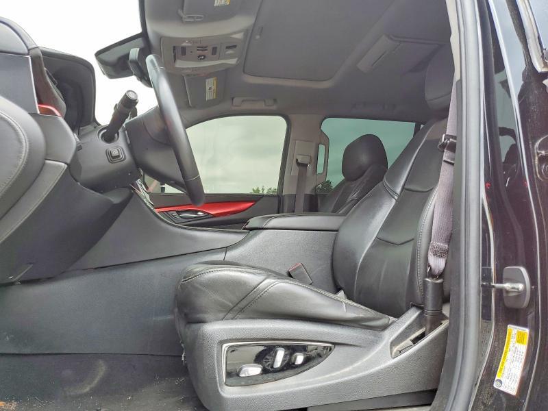 2017 CADILLAC ESCALADE LUXURY — Фото 7 из 14