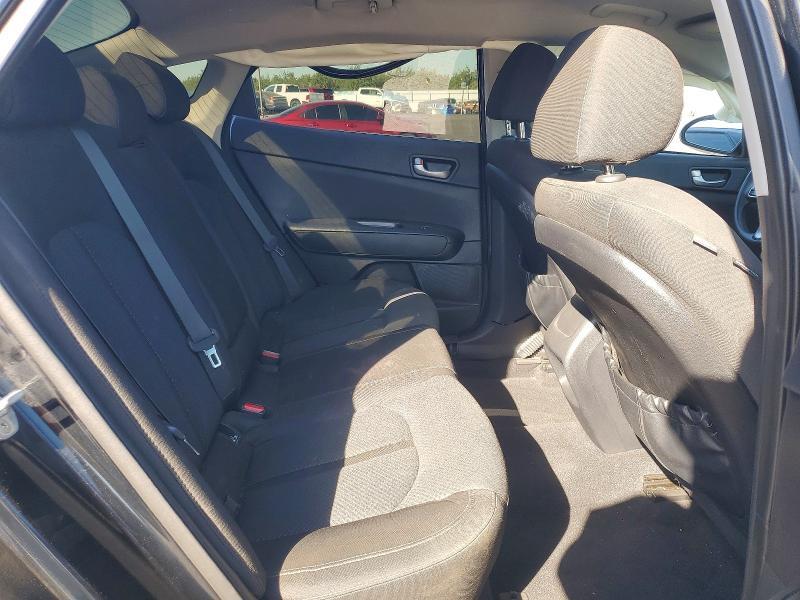 5XXGT4L31GG062499 2016 KIA OPTIMA photo no. 10
