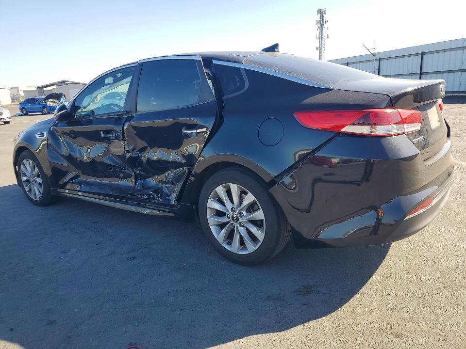 5XXGT4L31GG062499 2016 KIA OPTIMA photo no. 2