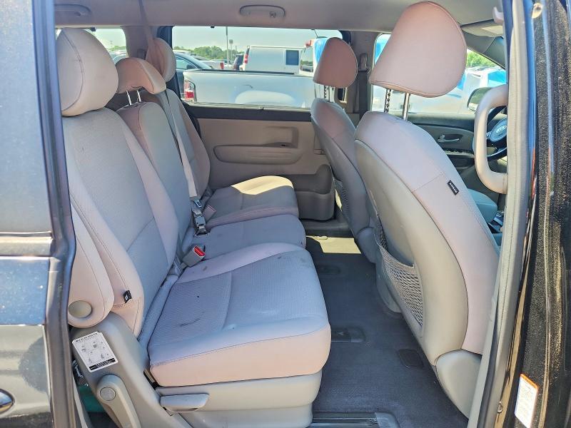 KNDMB5C11G6085919 2016 KIA SEDONA photo no. 10