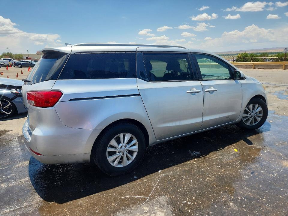 2016 KIA SEDONA LX — Фото 3 из 13