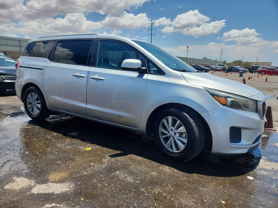 2016 KIA SEDONA LX — Фото 4 из 13