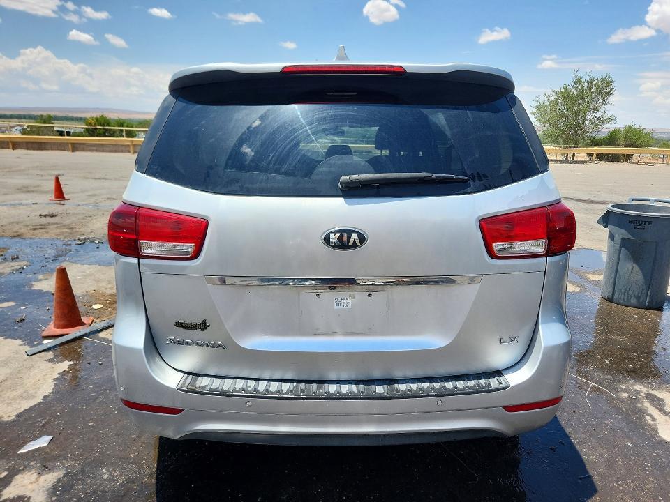2016 KIA SEDONA LX — Фото 6 из 13