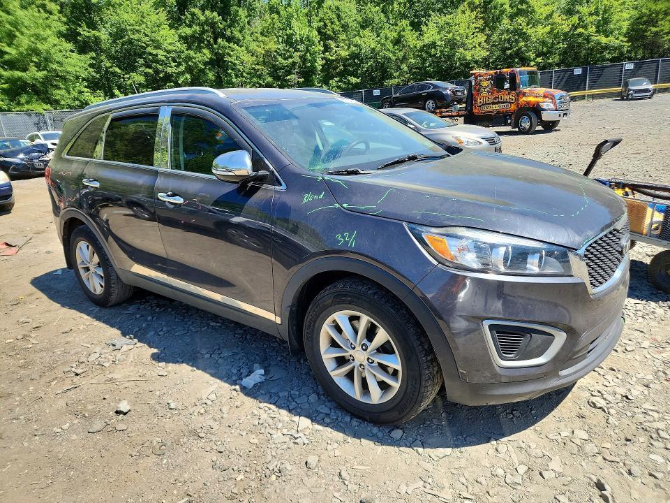 2016 KIA SORENTO LX — Фото 4 из 13