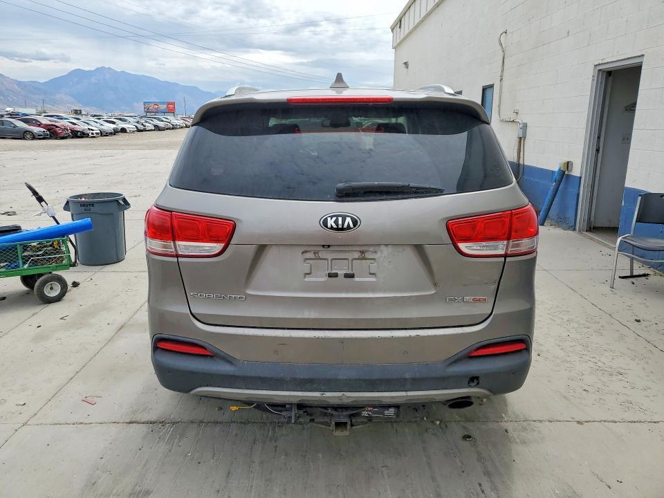 2016 KIA SORENTO EX — Фото 6 из 13