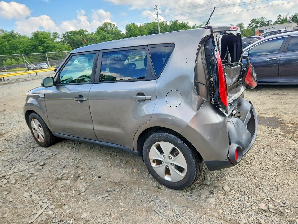 KNDJN2A26G7370193 2016 KIA SOUL photo no. 2