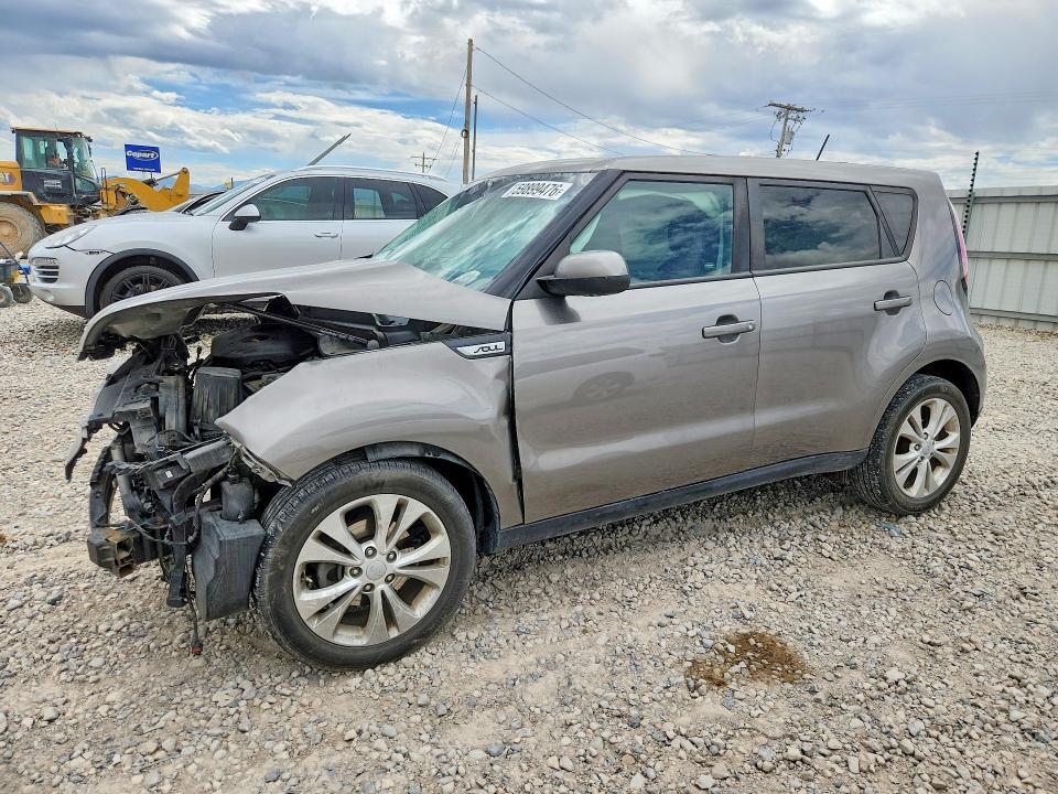 KNDJP3A59G7323833 2016 KIA SOUL photo no. 1