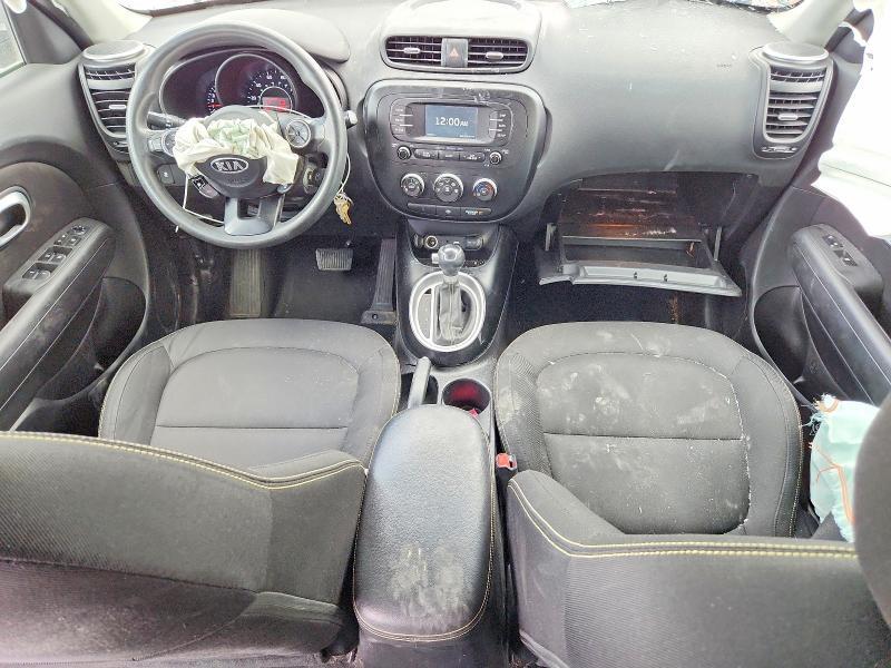 KNDJP3A59G7323833 2016 KIA SOUL photo no. 8