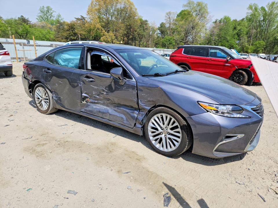 2016 LEXUS ES 350 — Фото 4 из 12
