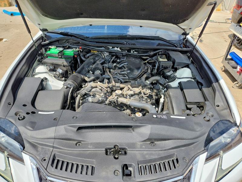 2016 LEXUS GS 350 — Фото 11 из 12