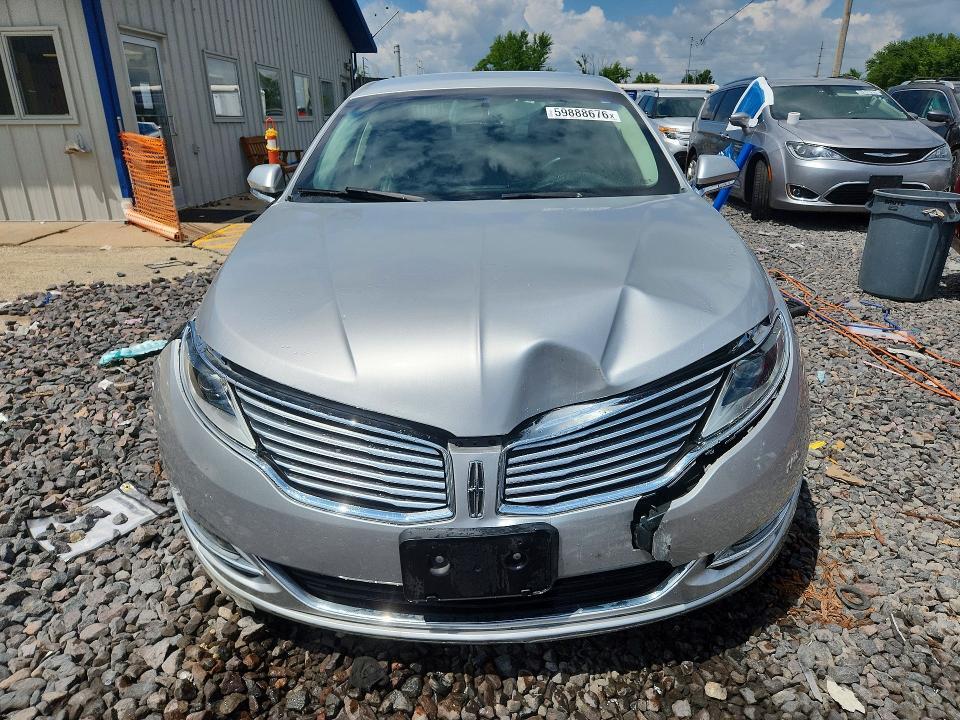 2016 LINCOLN MKZ — Фото 5 из 12