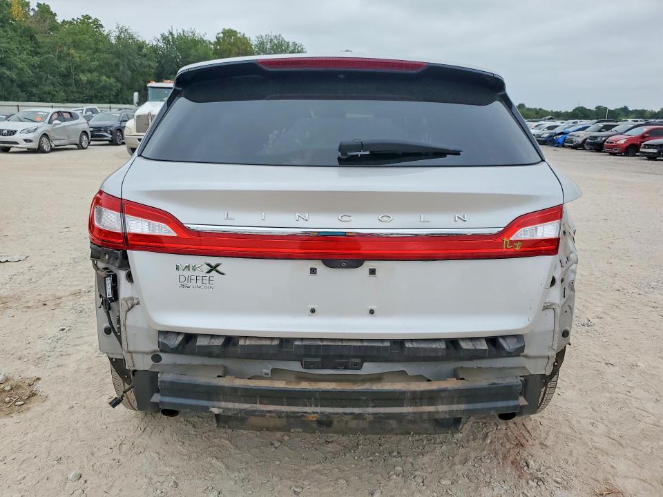 2016 LINCOLN MKX BLACK LABEL — Фото 6 из 13