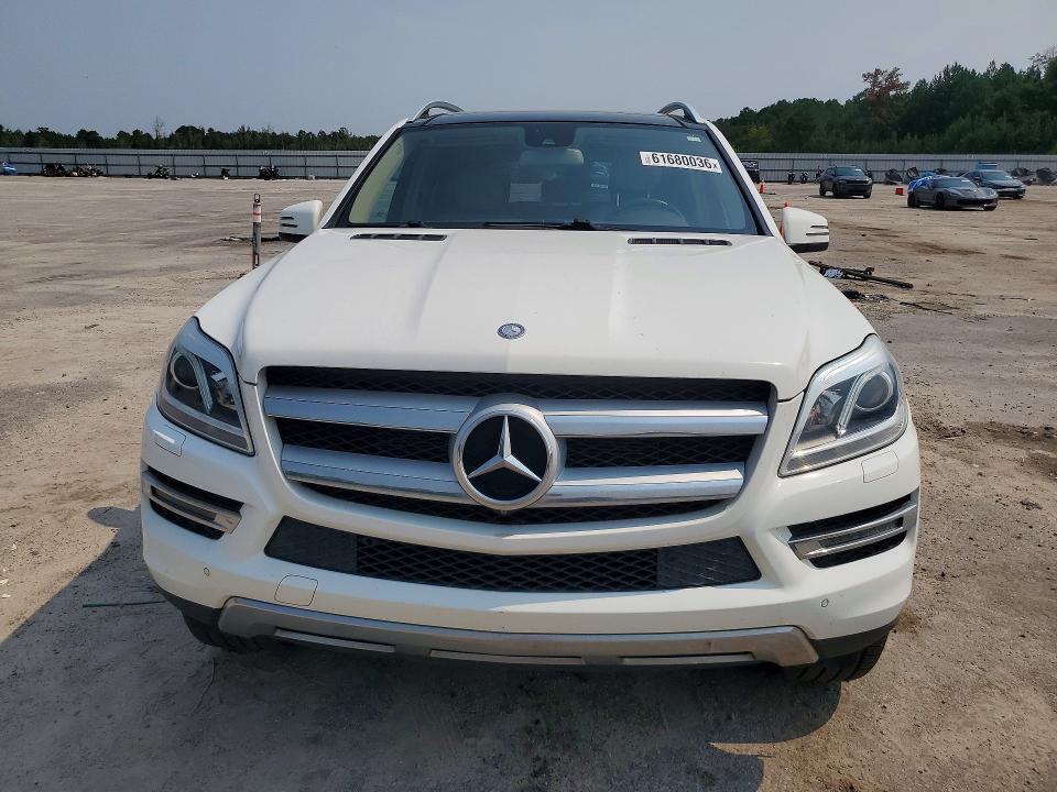 2016 MERCEDES-BENZ GL 450 4MATIC — Фото 5 из 13