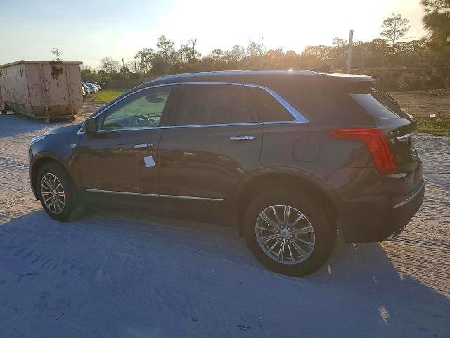 2017 CADILLAC XT5 LUXURY — Фото 2 из 13