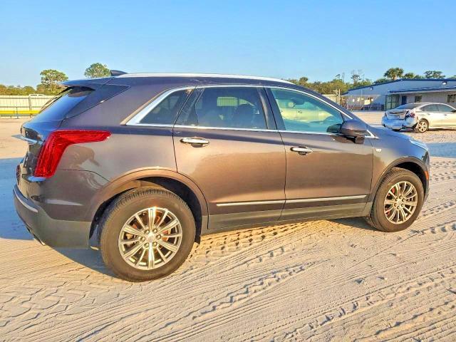 2017 CADILLAC XT5 LUXURY — Фото 3 из 13