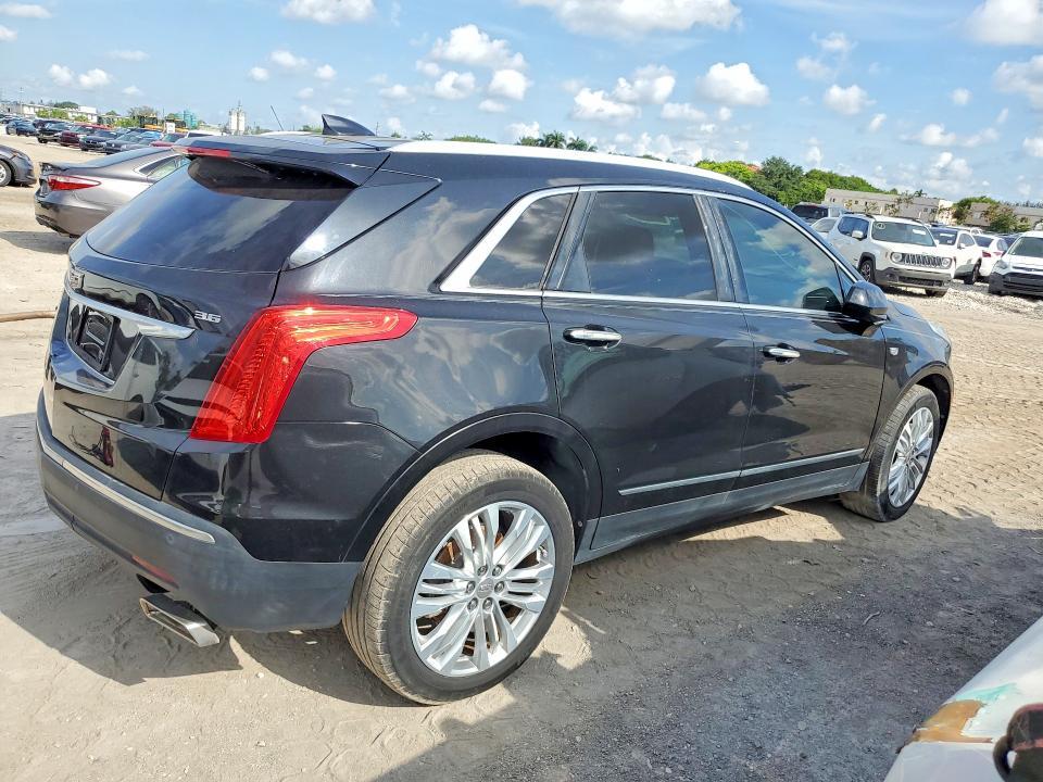 2017 CADILLAC XT5 PREMIUM LUXURY — Фото 3 из 12