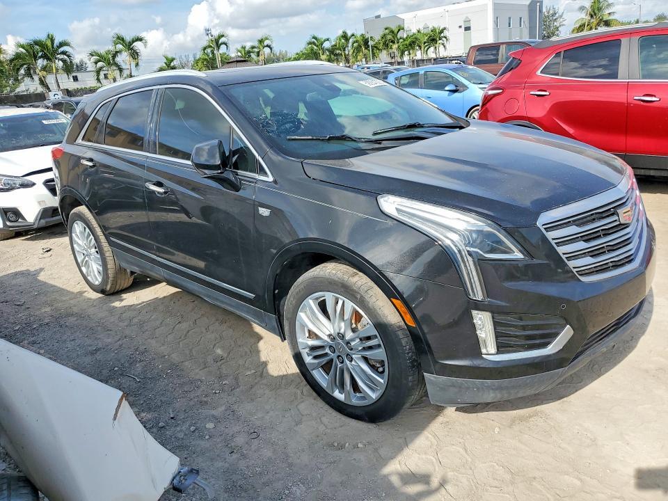 2017 CADILLAC XT5 PREMIUM LUXURY — Фото 4 из 12