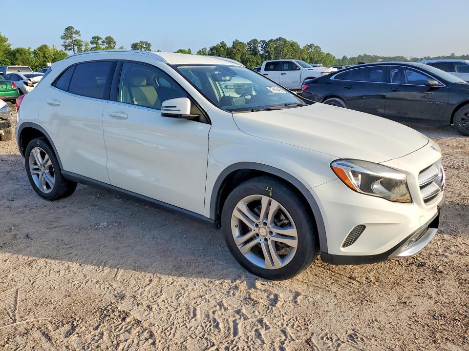 2016 MERCEDES-BENZ GLA 250 4MATIC — Фото 4 из 13