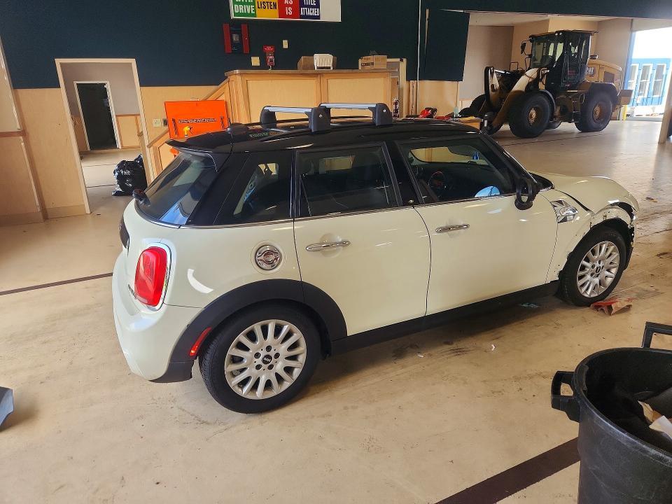 WMWXU3C50G2D28223 2016 MINI COOPER photo no. 3
