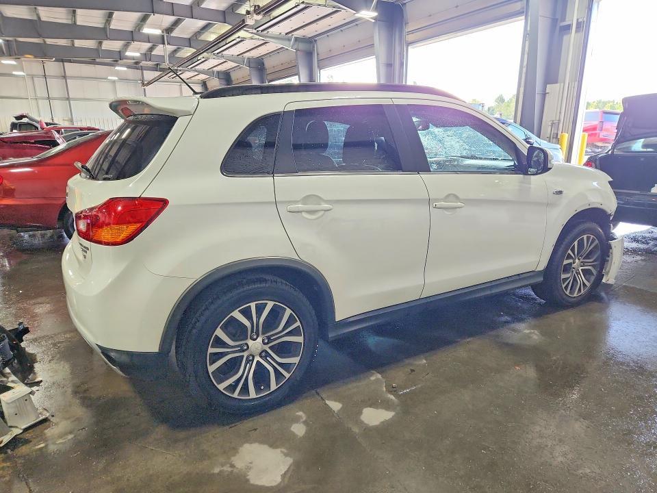2016 MITSUBISHI OUTLANDER SPORT SEL — Фото 3 из 13