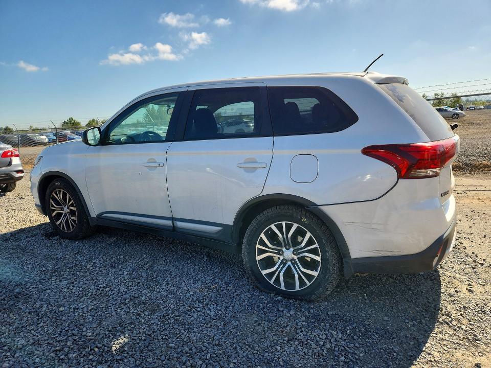 2016 MITSUBISHI OUTLANDER ES — Фото 2 из 13