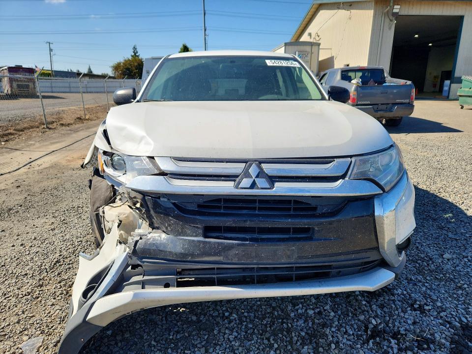 2016 MITSUBISHI OUTLANDER ES — Фото 5 из 13