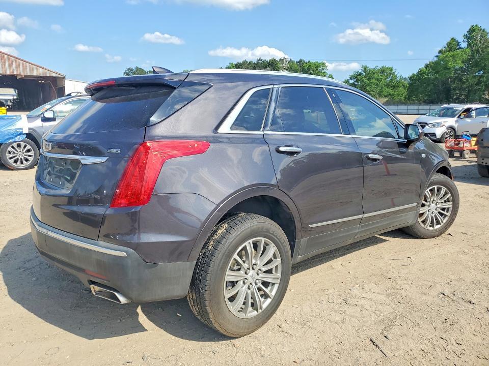 2017 CADILLAC XT5 LUXURY — Фото 3 из 12