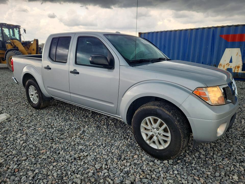 2016 NISSAN FRONTIER SV — Фото 4 из 12