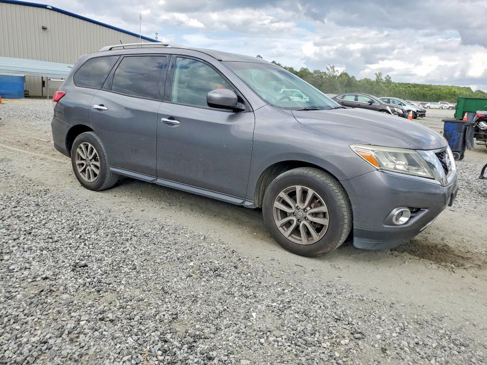 2016 NISSAN PATHFINDER SV — Фото 4 из 13