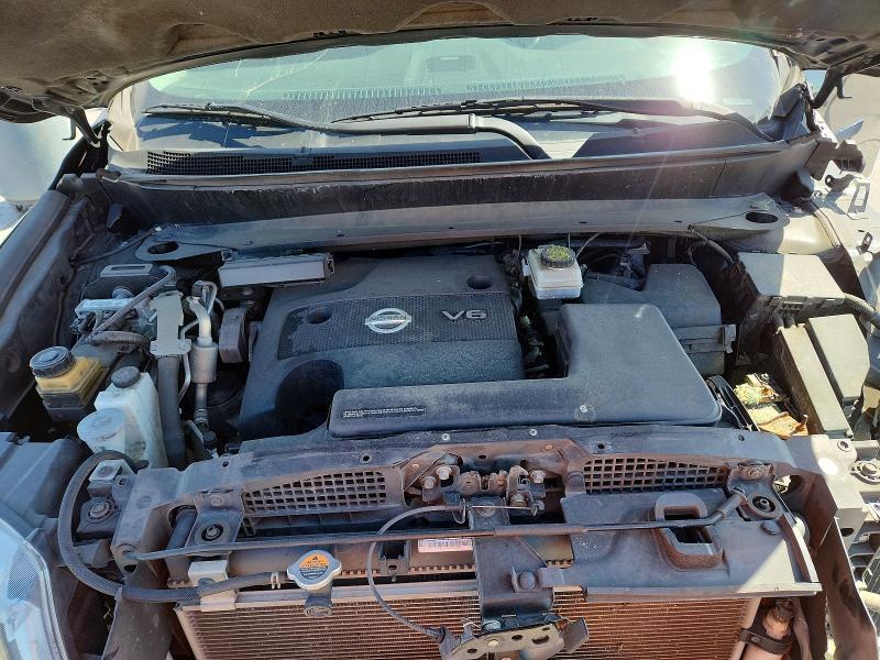 2016 NISSAN PATHFINDER SL — Фото 12 из 14