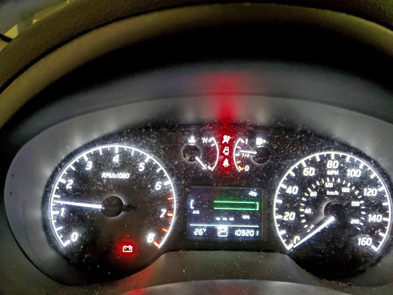 2016 NISSAN SENTRA S — Фото 9 из 12