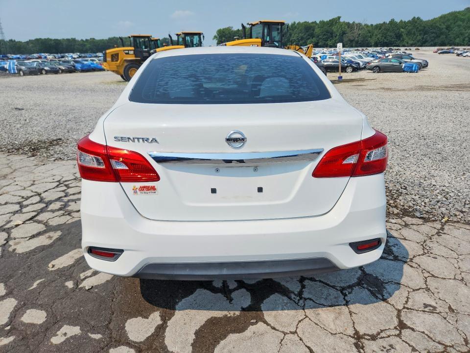 2016 NISSAN SENTRA S — Фото 6 из 12