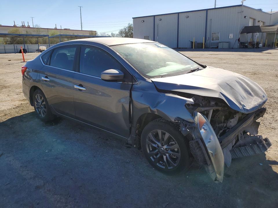 2016 NISSAN SENTRA SV — Фото 4 из 13