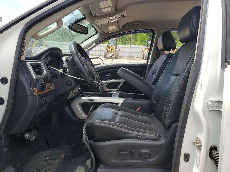 2016 NISSAN TITAN XD SL — Фото 7 из 12