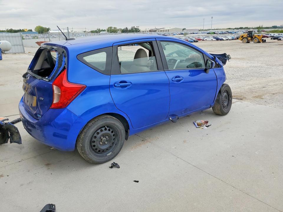 2016 NISSAN VERSA NOTE SV — Фото 3 из 13