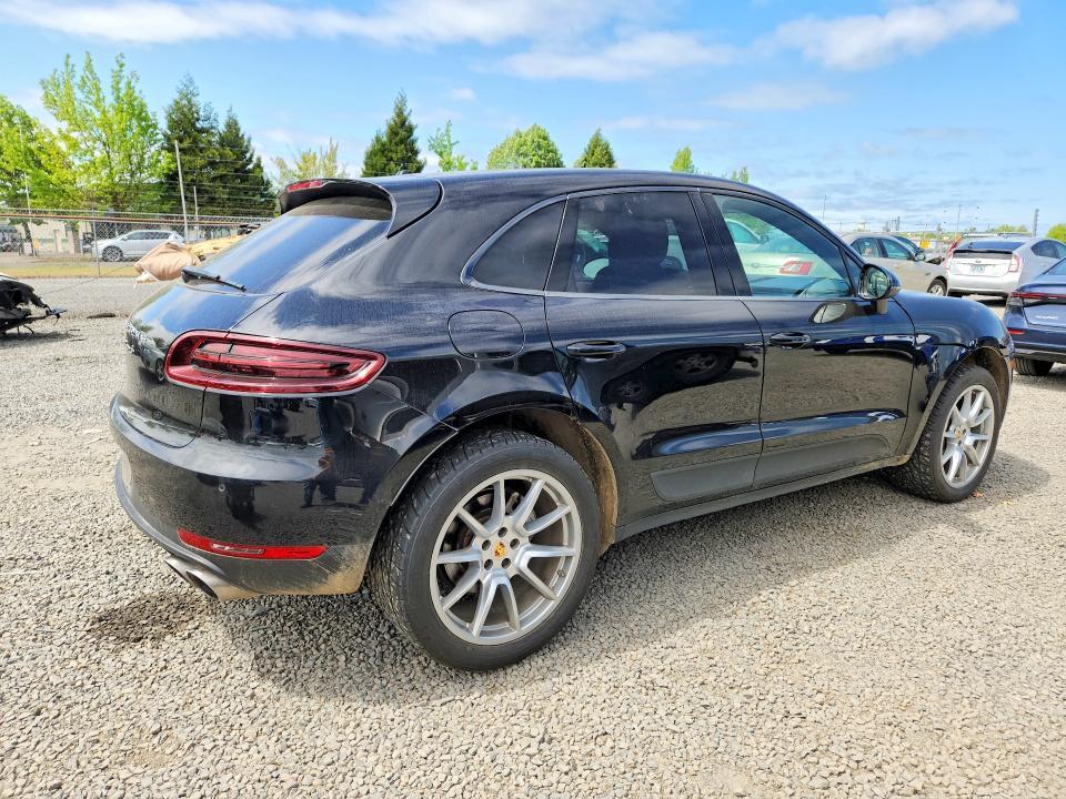 2016 PORSCHE MACAN S — Фото 3 из 13