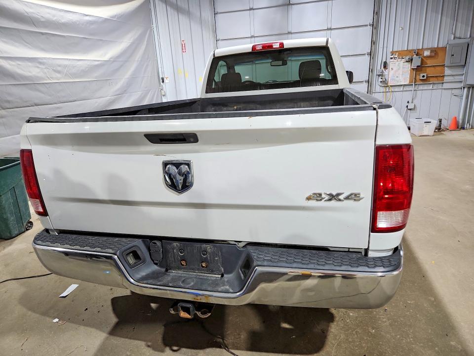 2016 RAM 1500 ST — Фото 6 из 13