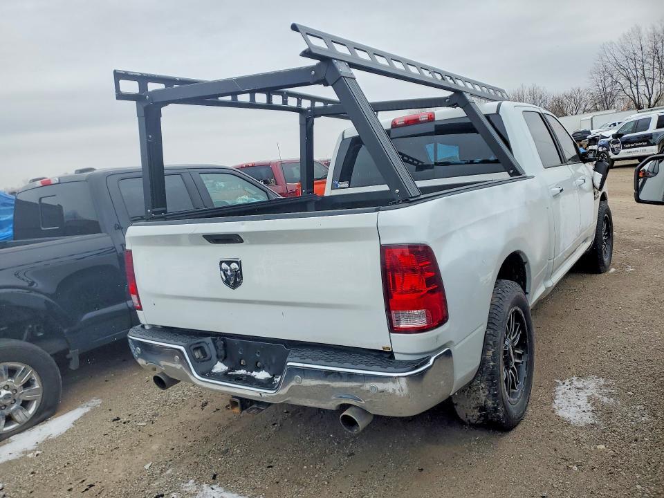 1C6RR7TT7GS295681 2016 RAM 1500 photo no. 3