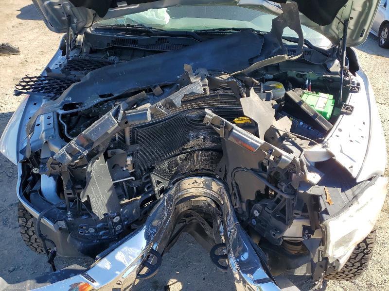 2016 RAM 2500 SLT — Фото 11 из 13