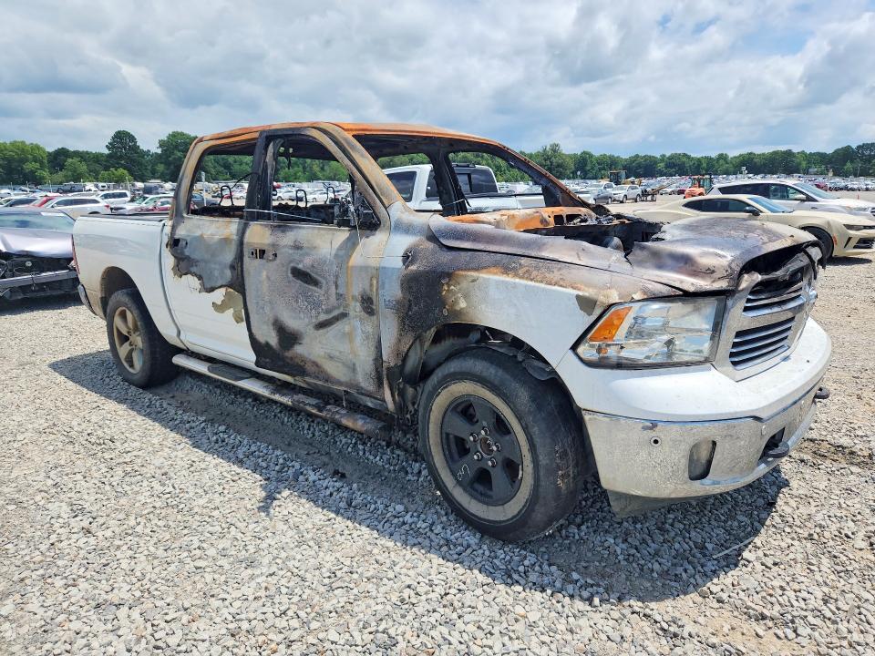 1C6RR7LT6GS112576 2016 RAM 1500 photo no. 4